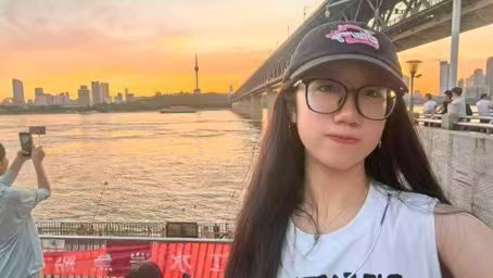 王雅雯2.jpg