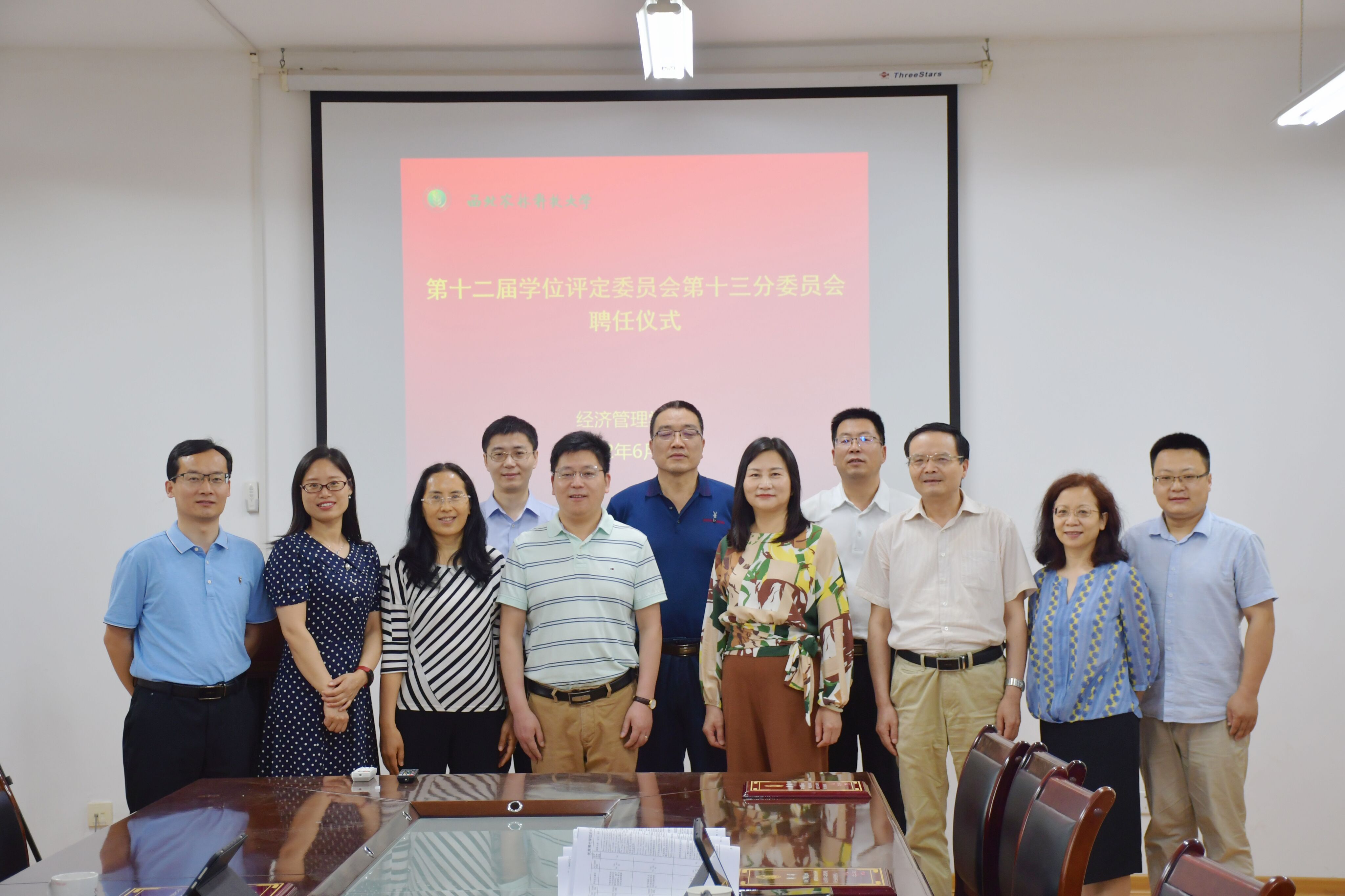76fceec18a204542a7379ce8abd08cb9.jpg 76fceec18a204542a7379ce8abd08cb9.jpg